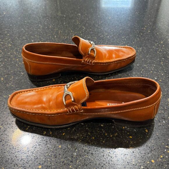 Donald J. Pliner Darrin British Tan Horse Bit Loafers. Size 11. - Picture 7 of 10